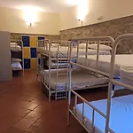 De Hostel Sos del Rey Católico