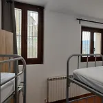 De Hostel