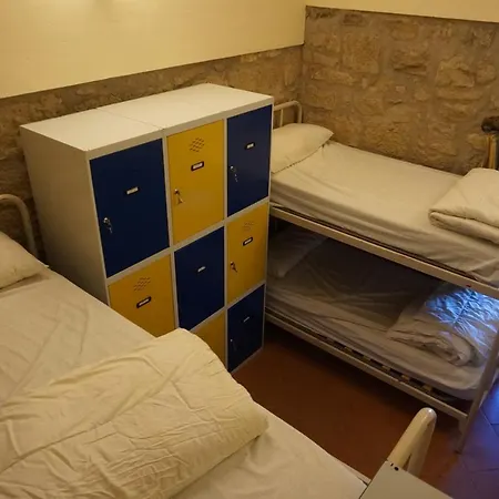 De Hostel *